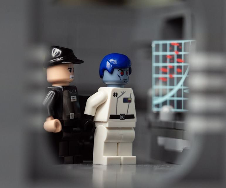 Custom Classic Style Grand Admiral Ron Minifigure